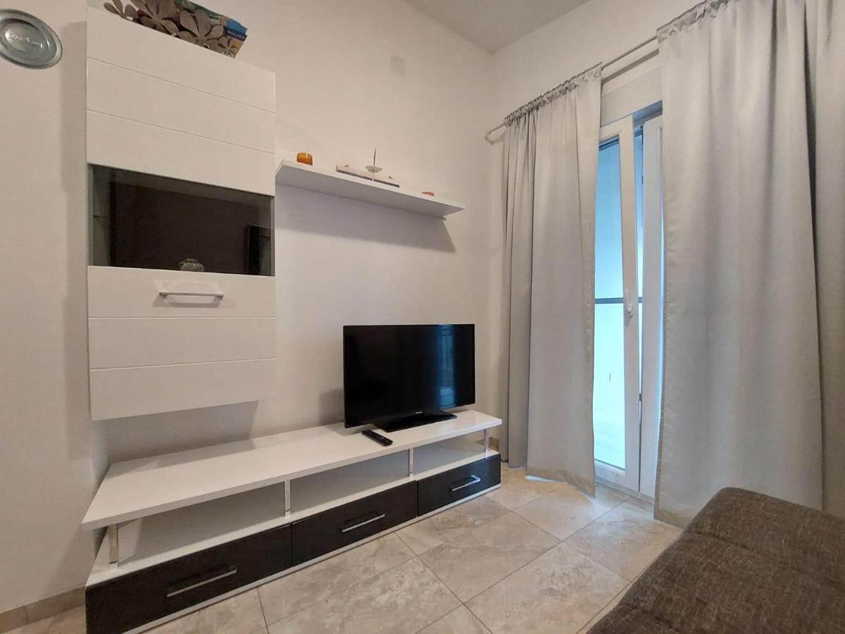 Apartman Lozancic Vir Exterior foto