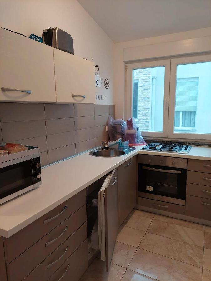 Apartman Lozancic Vir Exterior foto